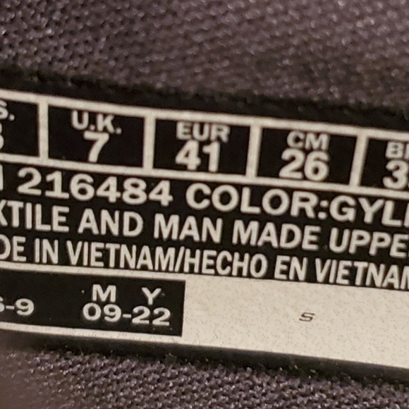 Skechers Go Walk,  men's Size 8/women's size 10.  Heather Gray slip on shoes - Picture 6 of 9